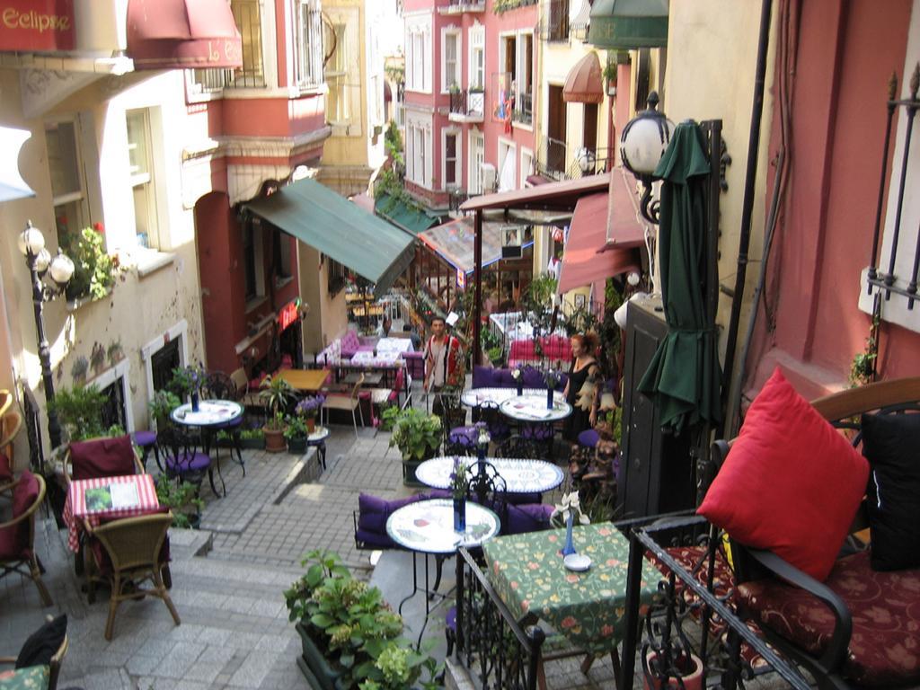Jakaranda Hotel Istanbul Exterior foto